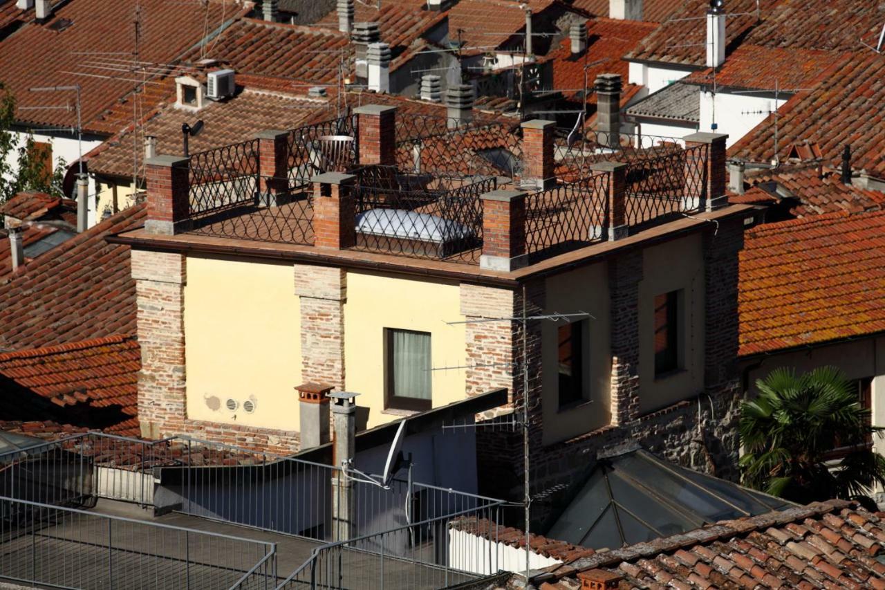 הוילה סנספולקרו Torre Medioevale D'Uguccione מראה חיצוני תמונה